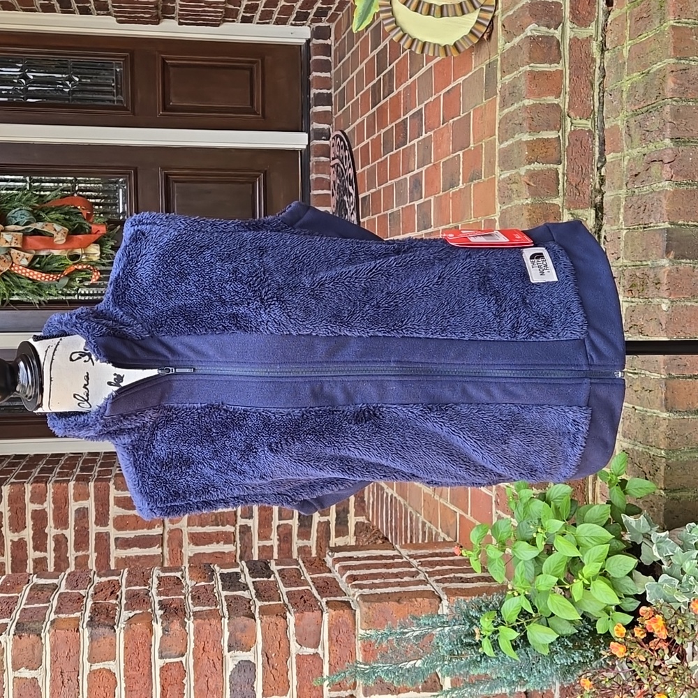 NWT The North Face Furry  Deep Blue Fleece Vest